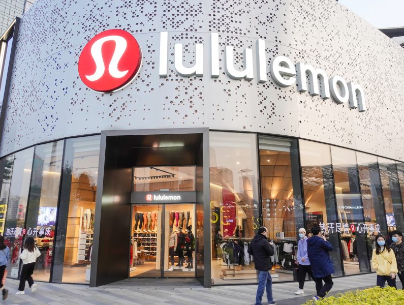 Lululemon Goes Big