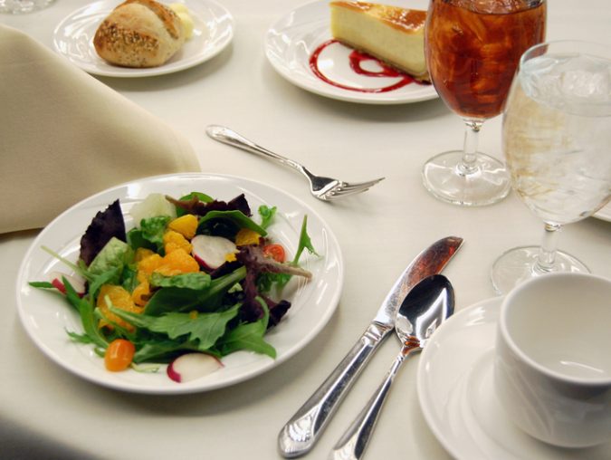 How to Navigate a Formal Place Setting