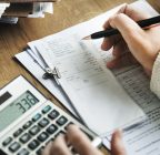 How to Establish a Realistic Home Budget